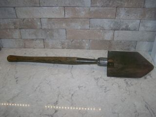 Vintage Us Army Folding Trench Shovel - Us Ames 1945 Military Tool