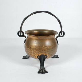 Vtg Small Hammered Copper Cauldron Pot 3 Metal Legs Swinging Steel Handle