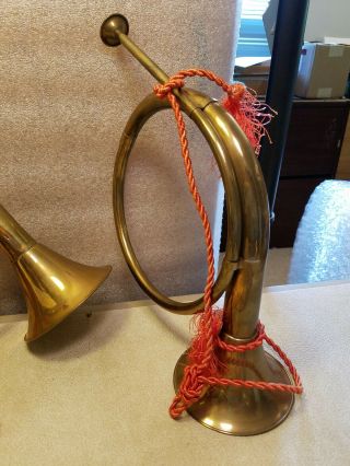 Vintage Set of 4 Solid Brass Christmas Horns French & Straight Corded Hangers 2