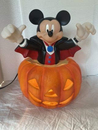 1996 Disney Mickey Mouse Vampire In A Pumpkin Halloween Decoration
