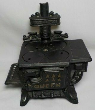 Vintage Queen Cast Iron Mini Toy Stove Oven Doll House