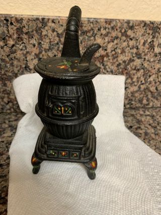 Vintage Cast Iron Mini Pot Belly Stove Approx.  6  Tall Removable Lid