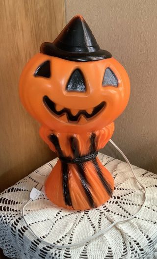 Vintage 1969 Empire Plastics Corp.  Blow Mold Halloween Pumpkin Scarecrow Light