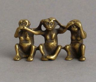 Unusual Vintage Three 3 Wise Monkeys Entwined Arms Brass Miniature No Evil