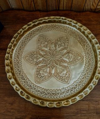 Vintage Pre - Owned 13 " Round Hammered Brass Wall Hanging/tray With Fluted Edge