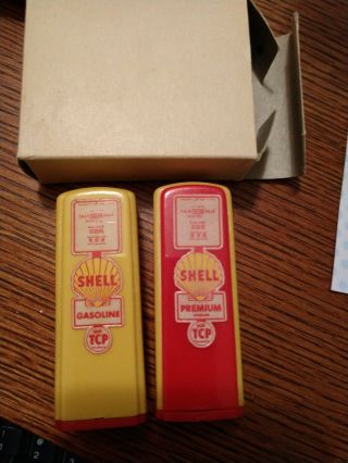 - Vintage Shell Gas Salt And Pepper Set