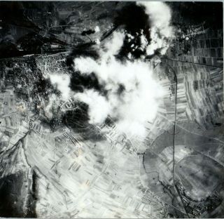Wwii Aerial Photo Us Second Raid On Schweinfurt Germany 1943 303rd Bomb Group