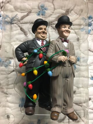 1999 Carlton Cards Laurel and Hardy Another Fine Mess Christmas Ornament 2