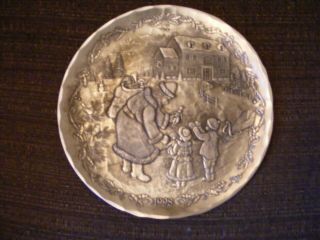 Vintage Wendell August Forge Hand Made Pewter 1998 Christmas Plate