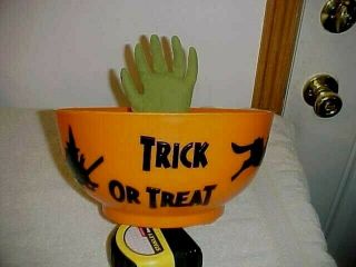 Gemmy Halloween Talking/moving Grabbing Hand Candy Bowl Animated Trick Or Treat
