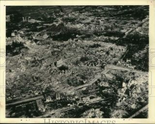 Press Photo Aerial View Of Juelich Devasted By Bombs,  Germany - Sax33013