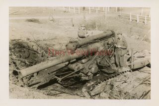 Wwii Photo - 696th Engineers Pdc - Us Soldiers W/ Captured German Aa Flak Gun - 4