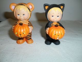2 Ruth Morehead Child In Tiger/cat Costume Holding Pumpkin Halloween Figurine.