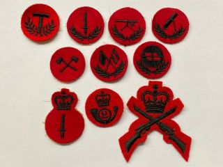 Selection Of Canadian Army Rifle Regiment Trade Badges Circa 1956 - 1968.