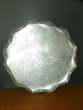 Vintage Floral Design Hand Wrought Aluminum Scalloped Tray Signed MATTIE 2