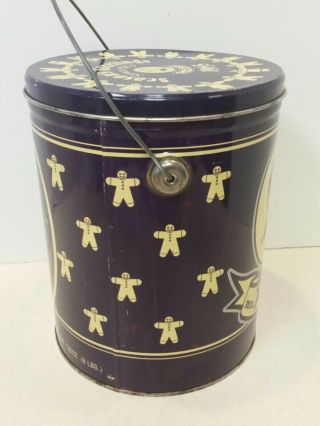 Mrs.  Tucker ' s All Purpose Shortening Collector Tin with Gingerbread Men Recipe 3