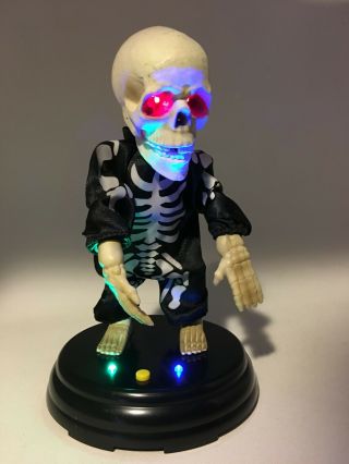 Gemmy Halloween Grave Raver Livin The Vida Loca Skeleton Animated Sound Dancing