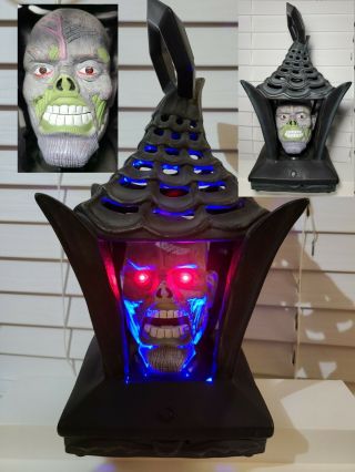 Gemmy Halloween Animated Talking Zombie Head Lantern Appx 14 " Great