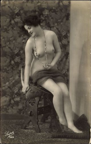 668053 French Nude C1910 - 1920 Rppc Photo 969 Necklace Bench Stool