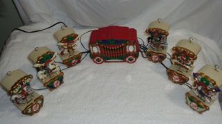 Vtg Mr Christmas Holiday Carousel Lighted Musical Horse Carousel 928