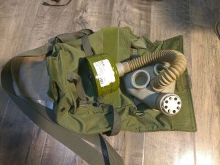 Late World War Ii Or Korean War Era Us Army Child Gas Mask & Army Bag