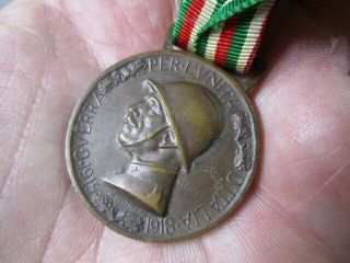 WWI / WWII Fascist Italian Austrian War Medal Award (02) 2