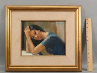 Signed 1974 American Portrait Oil Painting Of Woman W/ Gilt Frame Nr