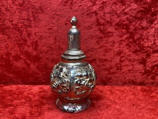 Vintage W.  B.  MFG Co.  799 Silverplate Table Lighter Well Look 3