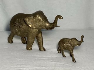 Set Of 2 Collectible Elephant Brass Figures Momma/baby Animal Theme Decor (flaw)
