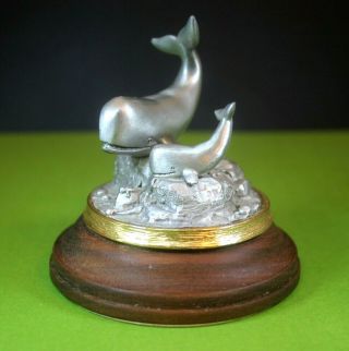 Vintage 3.  5 " Pewter Mother And Baby Whale Figurines On Walnut Wood Base