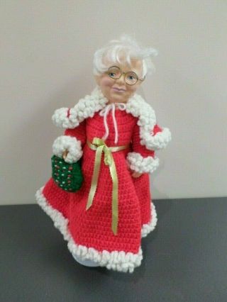 Vintage Handmade 1991 Fibre - Craft 13 " Mrs.  Claus Vinyl Music Box Doll With Stand