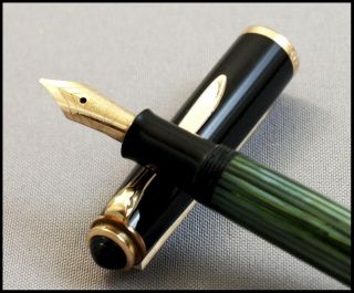 Vintage Pelikan 400 Nn Green And Black Striated Fountain Pen 1956 - 14c B Nib