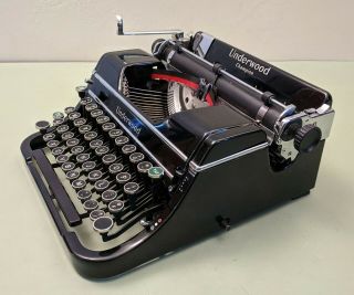 1940s Underwood Champion Typewriter - Glossy Black And Perfect Chrome