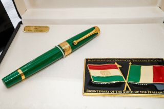 Aurora Italian Flag Fountain Pen Green 18kt Solid Gold Medium Nib Boxed Le 1223