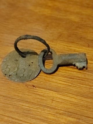 ➡➡ww2 German Apparatus Office/locker Keys.  Stalingrad Dig 1943.  Fob Number 5227a