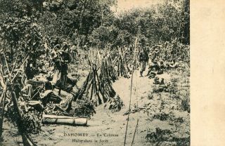 Carte Benin Dahomey En Colonne Halte Dans La Forêt Fusils Baïonnette En Faisceau
