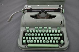 Hermes 3000 Typewriter Made In Switzerland 1963