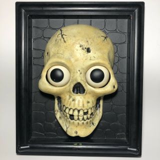 Halloween Collectible Animated Talking Skull Fright Frame - Hey,  I See You Prop