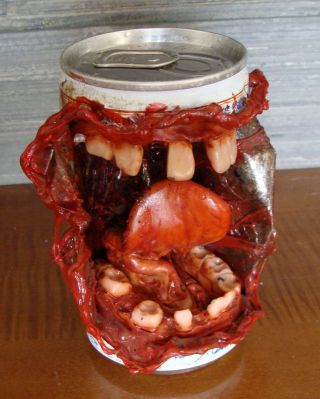 Bizarre Screaming Billy Beer Can: Creepy One - Of - A - Kind Halloween Art