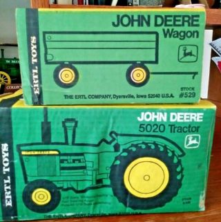 ERTL VINTAGE John Deere 5020 tractor 555/Flare Box Wagon 529 w/box 1/16 scale 3
