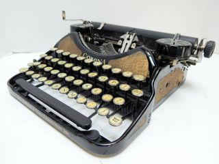 Antique Vintage 1929 Smith Corona 4 Four Portable Typewriter Black/gold In Case