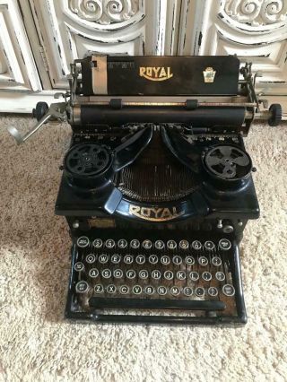 Vintage Royal Model 10 Typewriter W/ Beveled Glass Sides