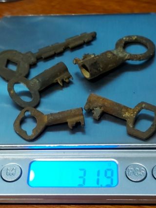➡➡ww2 German Apparatus Office/locker Keys.  Stalingrad Dig 1943.  1oz (5 Key) C