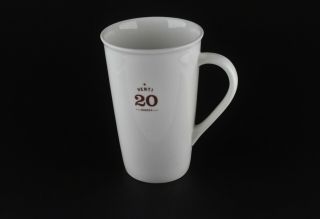 Starbucks 2010 Tall White Venti 20 Ounces Coffee Cup Mug