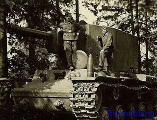 Best Luftwaffe Troops W/ Captured Russian Kv - 2 152mm Gun Armed Panzer Tank