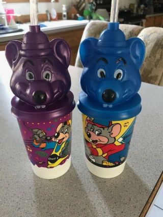 Vintage Showbiz Pizza Time Chuck E Cheese Sippy Cups With Straw.