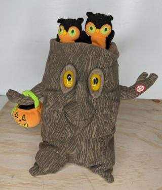 Hallmark Spooky Halloween Tree Plush Musical Animated Owls Light Up Addams Song