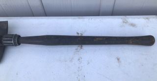 Vintage US Army Folding Trench Shovel US AMES 1945 Military Issue 2