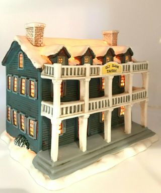 Currier & Ives Museum of the City of York American Winter Scene Lighted 3