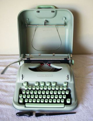 Vintage Hermes 3000 Portable Green Typewriter W/case Brush And Key
